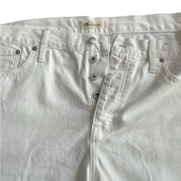 NWOT Madewell button fly white shorts. Raw hem. High rise. Size 32. - Picture 5 of 6